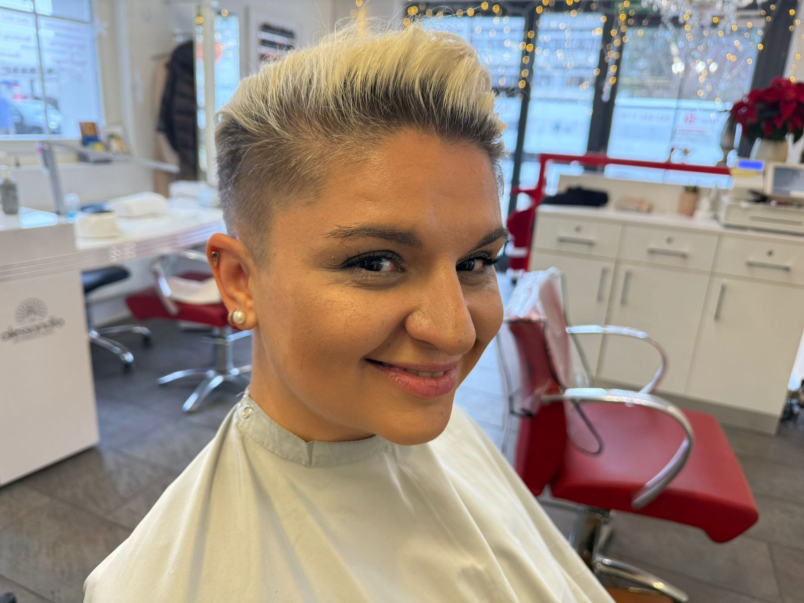 Kurzhaarfrisur mit frischem Styling