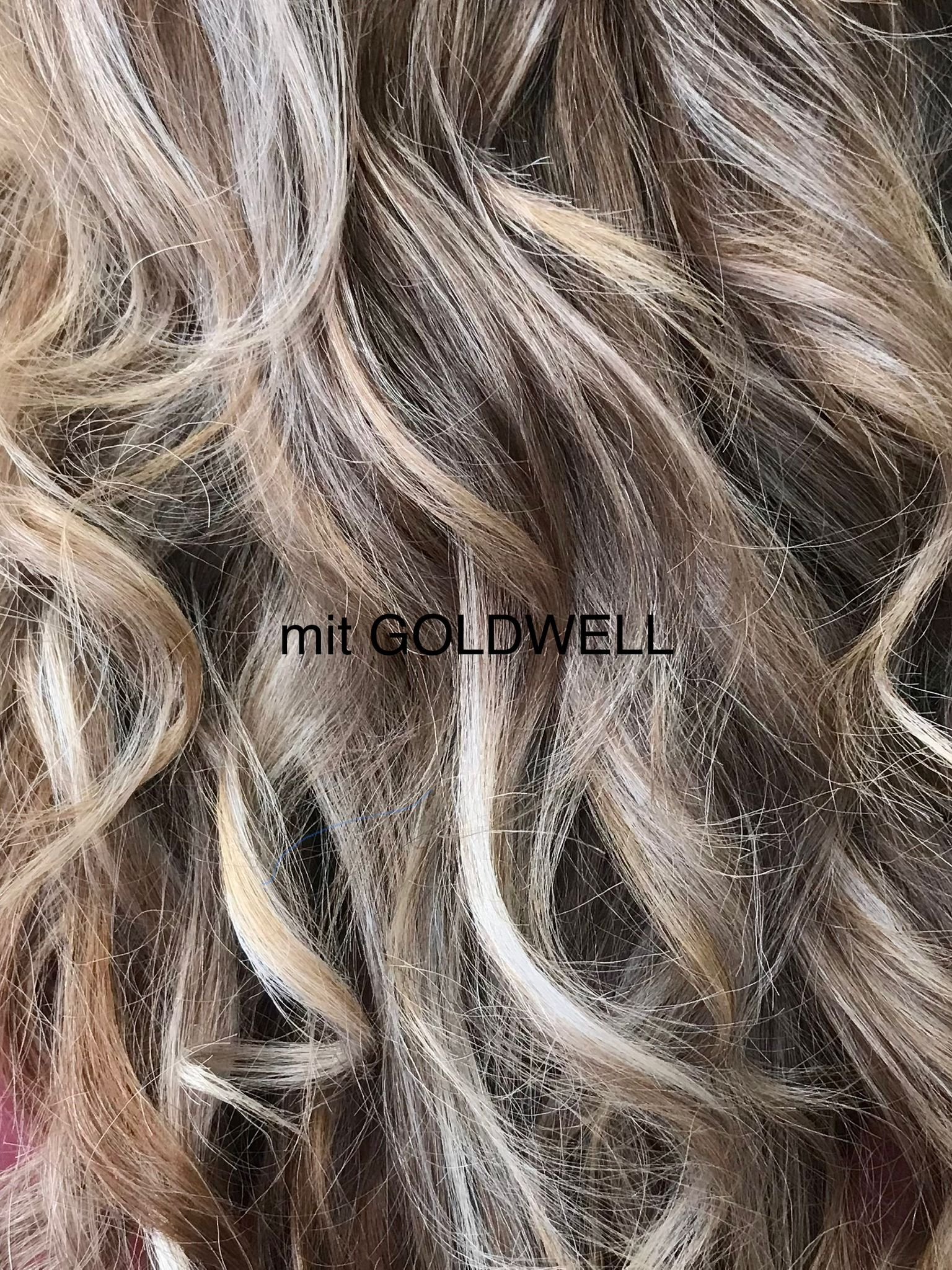 Highlights mit Goldwell-Coloration
