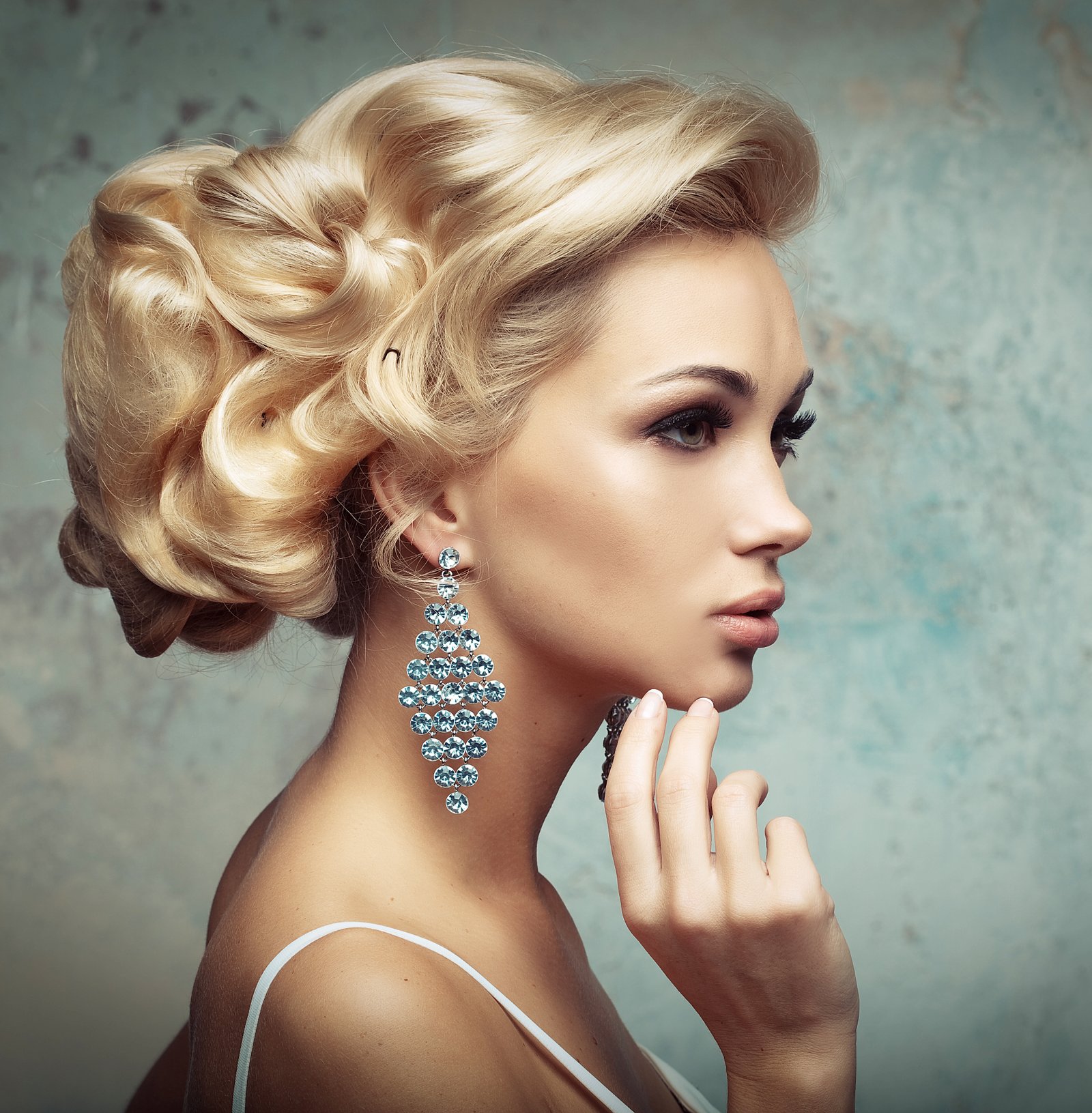 Damenfrisuren